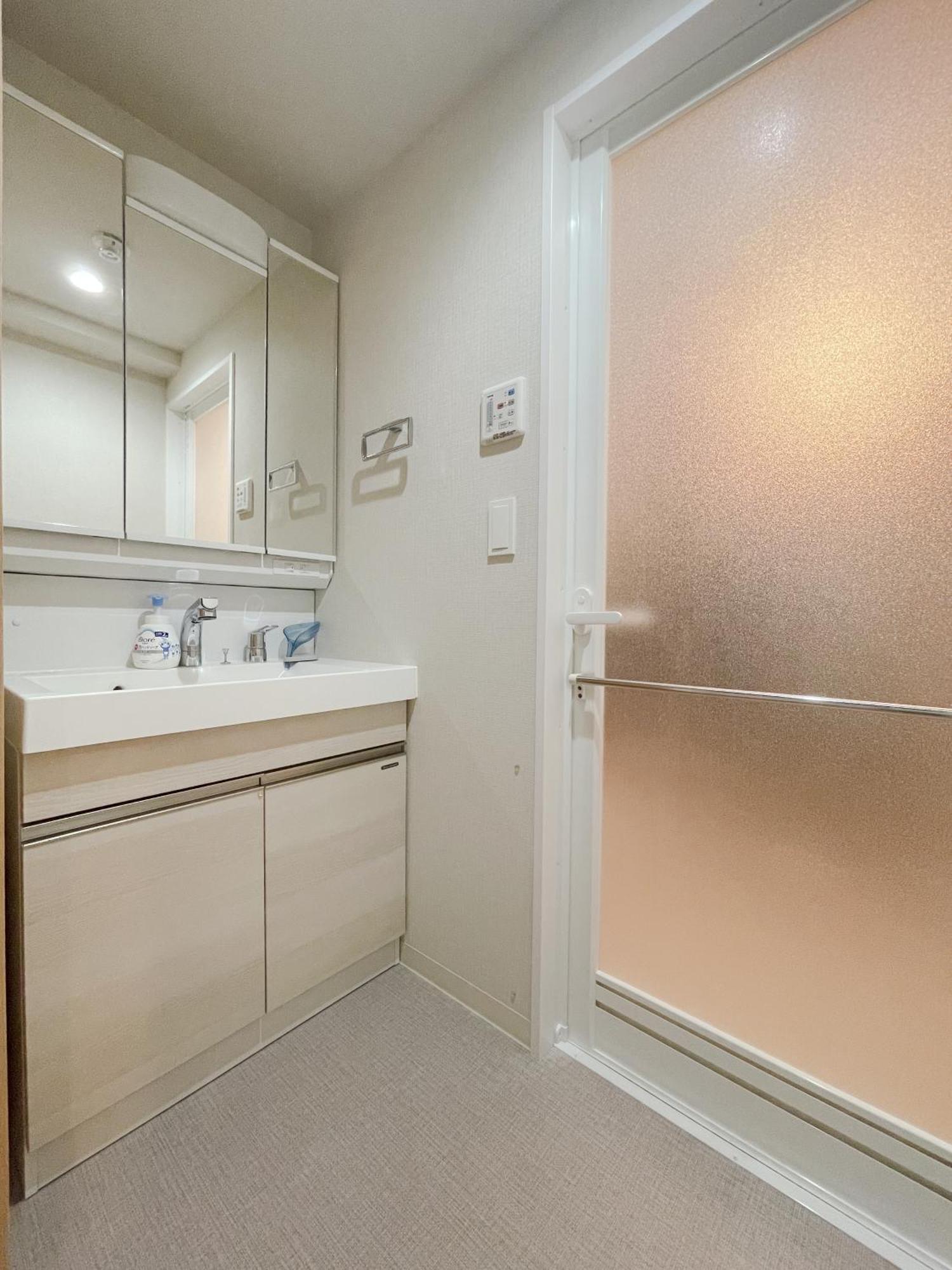 Shinkou House Ue Apartman Oszaka Kültér fotó